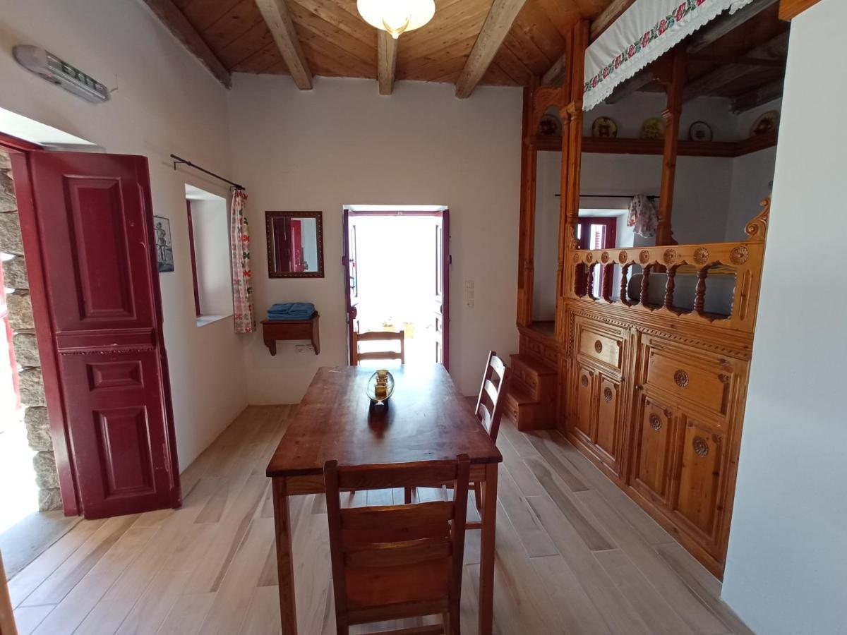 Anemos Guest House Karpathos Olympos  外观 照片
