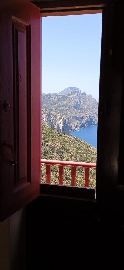 Anemos Guest House Karpathos Olympos  外观 照片