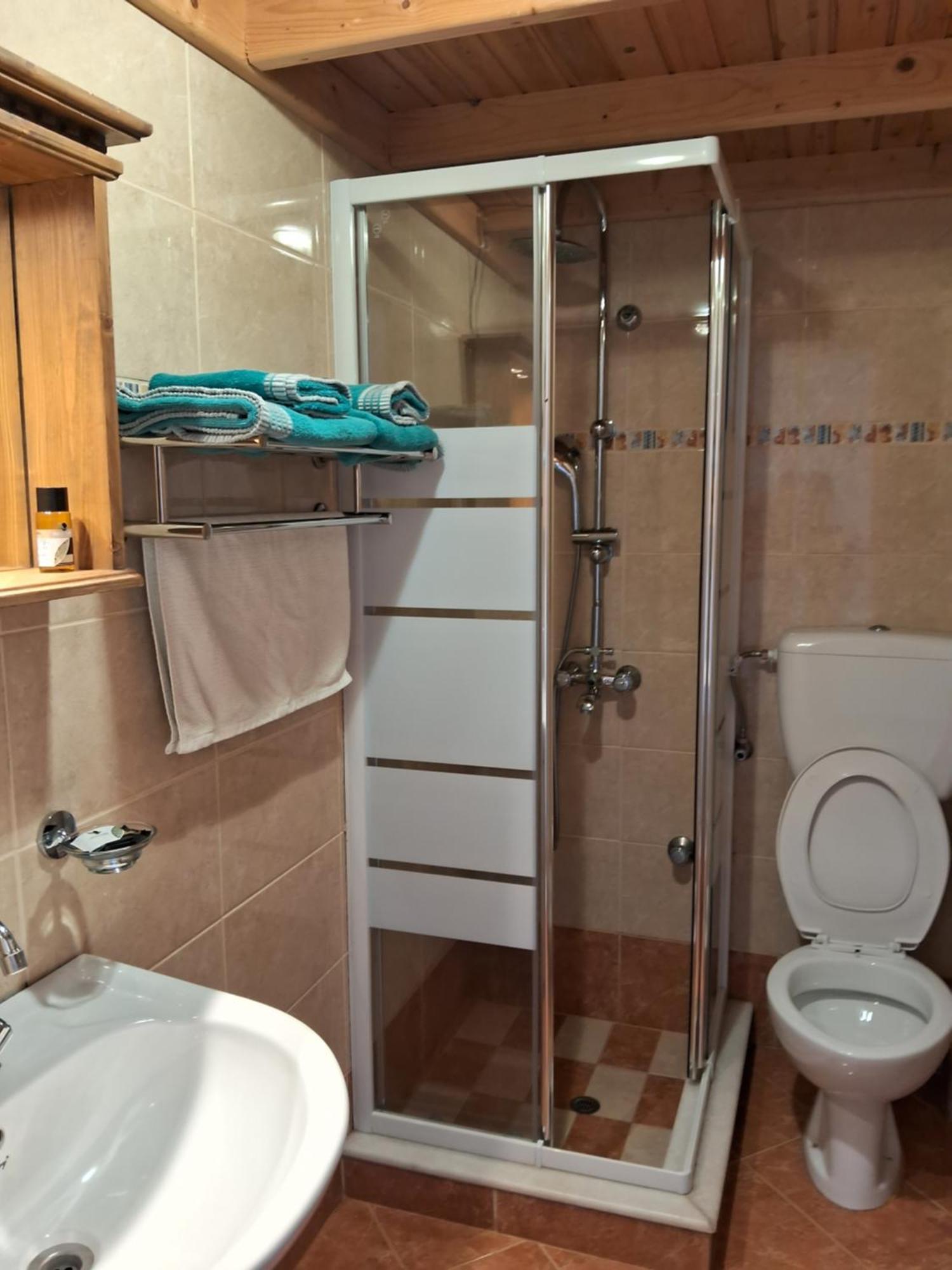 Anemos Guest House Karpathos Olympos  外观 照片