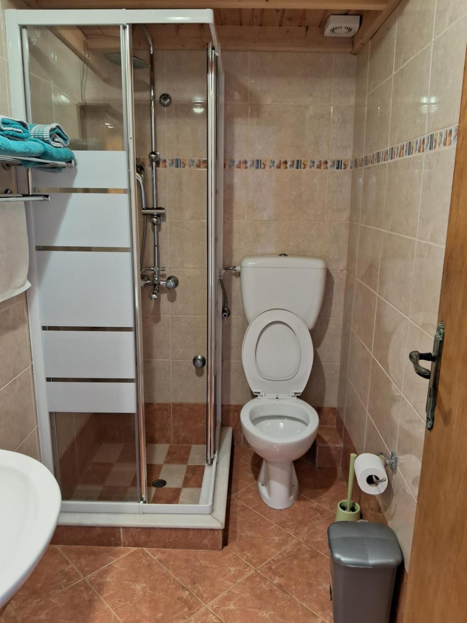 Anemos Guest House Karpathos Olympos  外观 照片